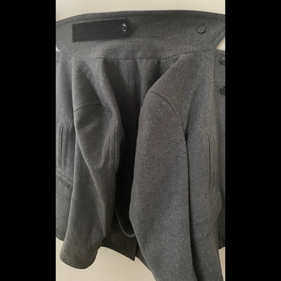 Aunthentic Burberry Wool Coat Men’s - Small - Picture 9 of 10